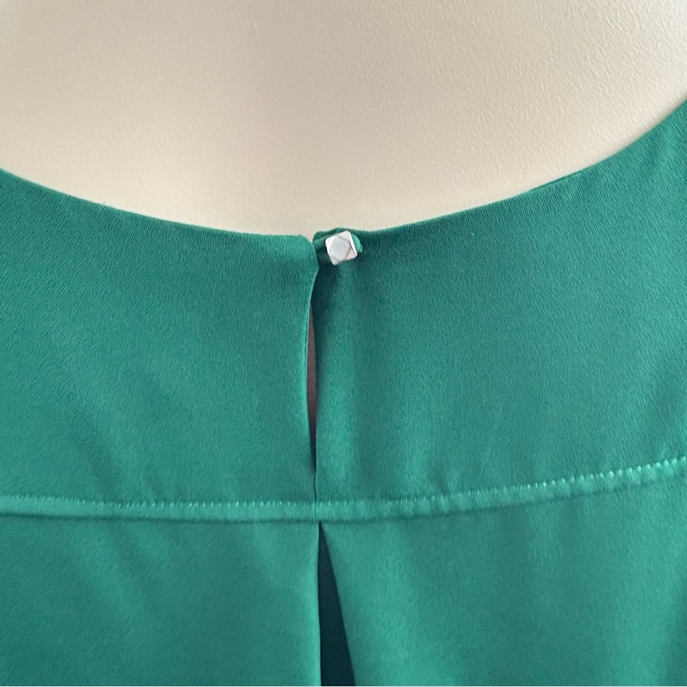 HD In Paris Anthropologie Green Dara Tee Laser Cut Blouse 10 - Picture 9 of 12